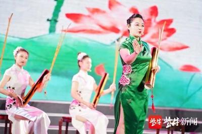 讓非遺“活”起來(lái)！鹽城非遺購(gòu)物節(jié)東臺(tái)西溪盛大開(kāi)啟，麥秸畫(huà)綻放時(shí)代光彩